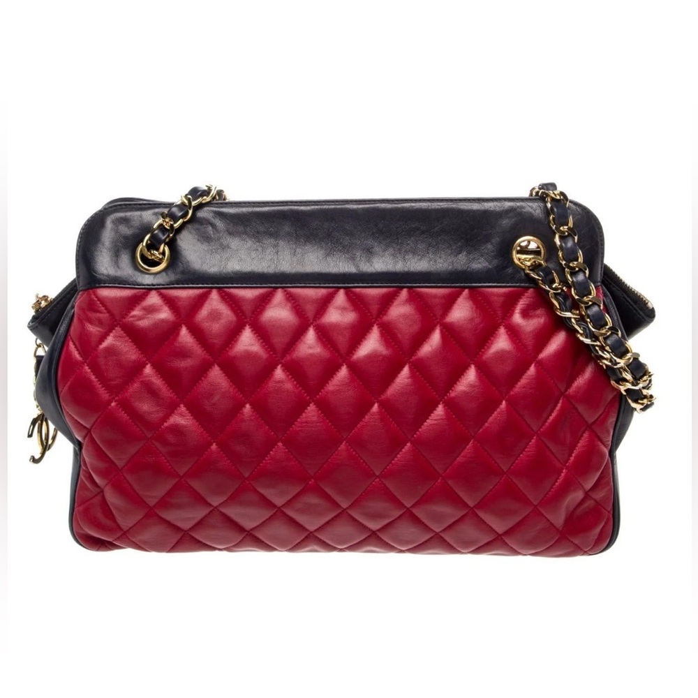 CHANEL LAMBSKIN QUILTED SHOULDER BAG